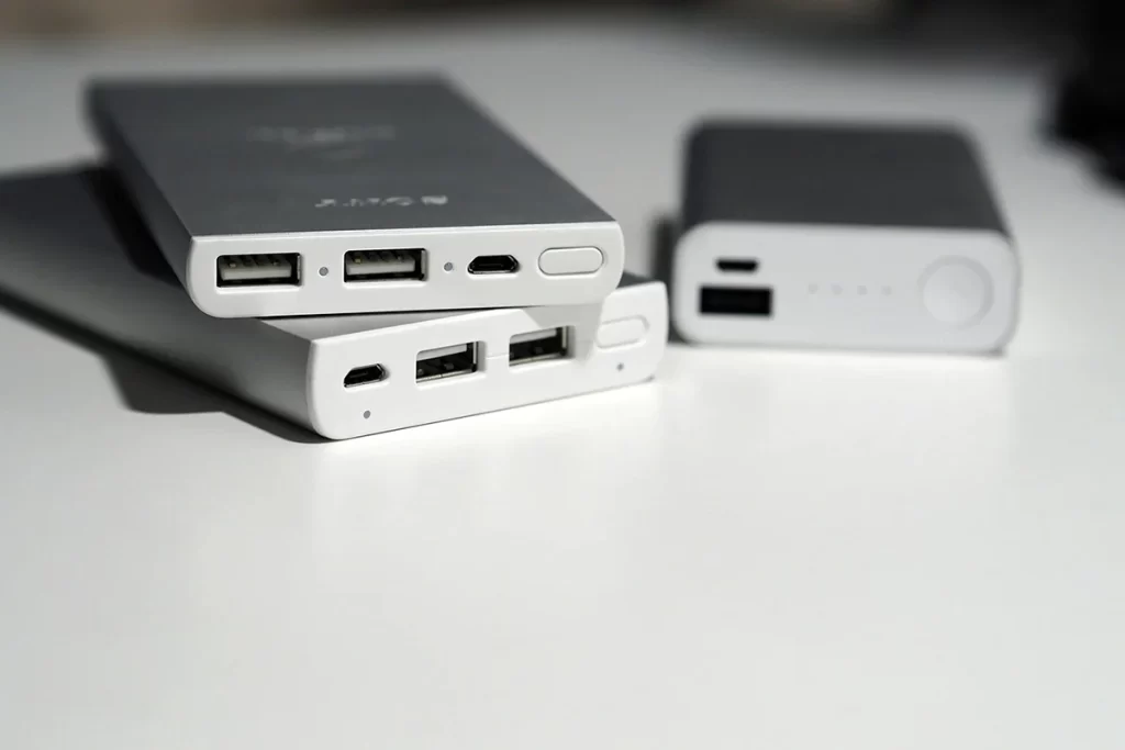 В аэропорту Алматы у пассажира загорелся power bank