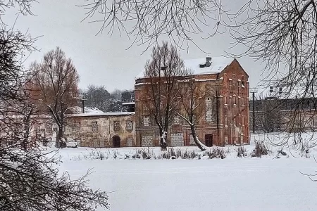 Исторические здания в Лошицком парке отреставрируют