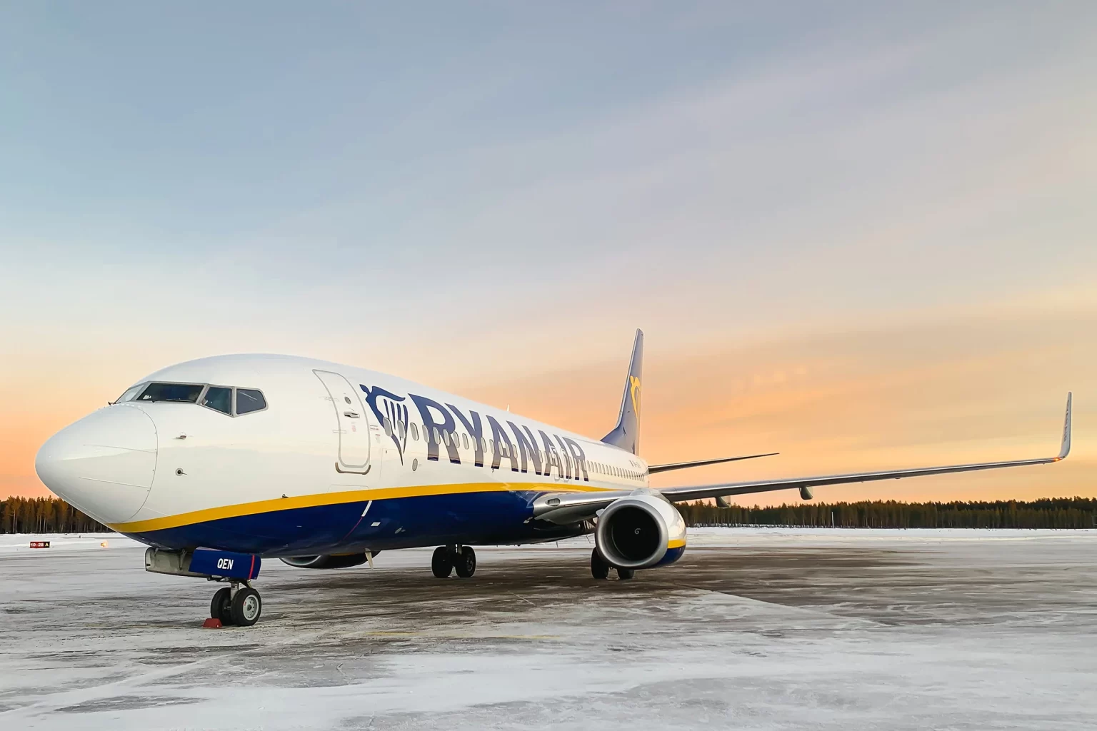 Ryanair сокращает рейсы из Вильнюса