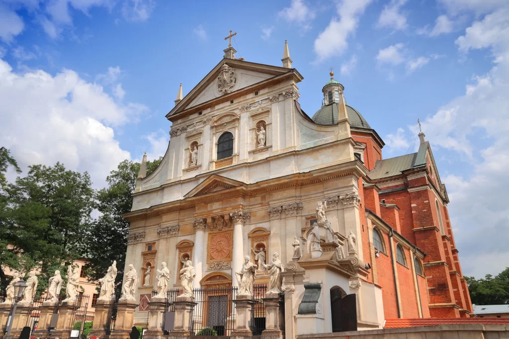 Костел Святых Апостолов Петра и Павла в Кракове, Польша