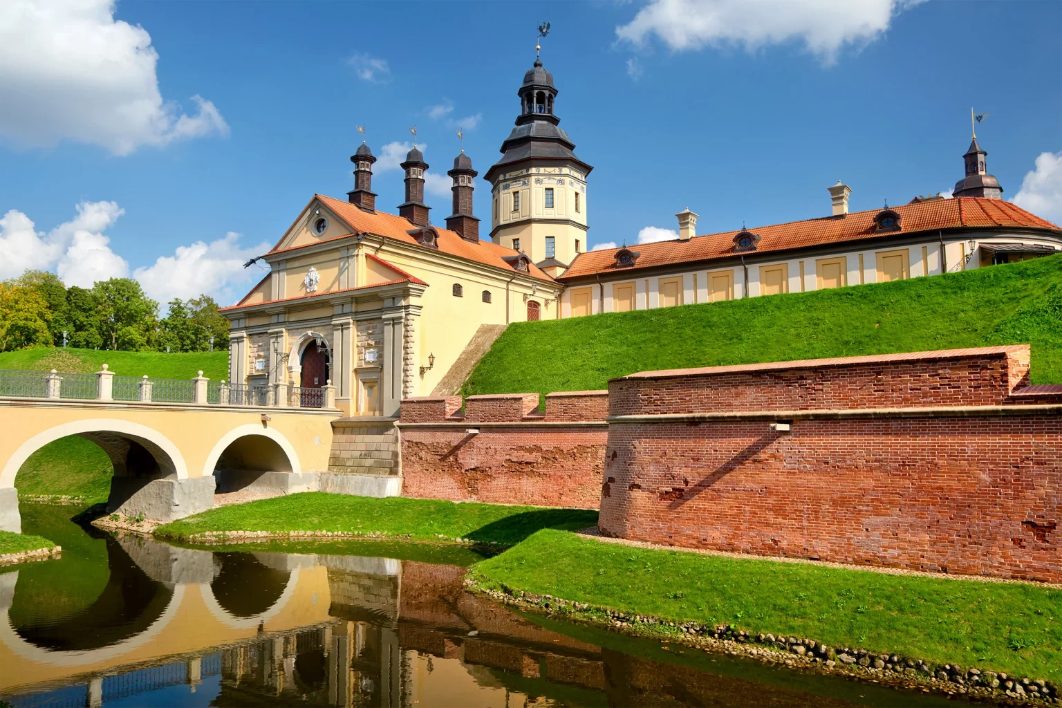 Фестиваль «Вечера Большого театра в замке Радзивиллов 2023» в Несвижском замке Фестиваль «Вечера Большого театра в замке Радзивиллов 2023»