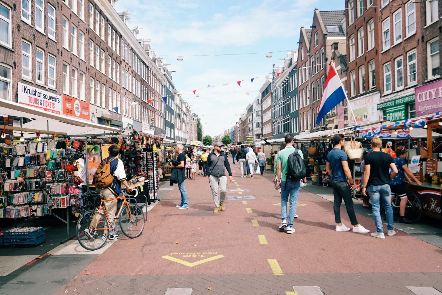 Новый запрет для туристов в Амстердаме