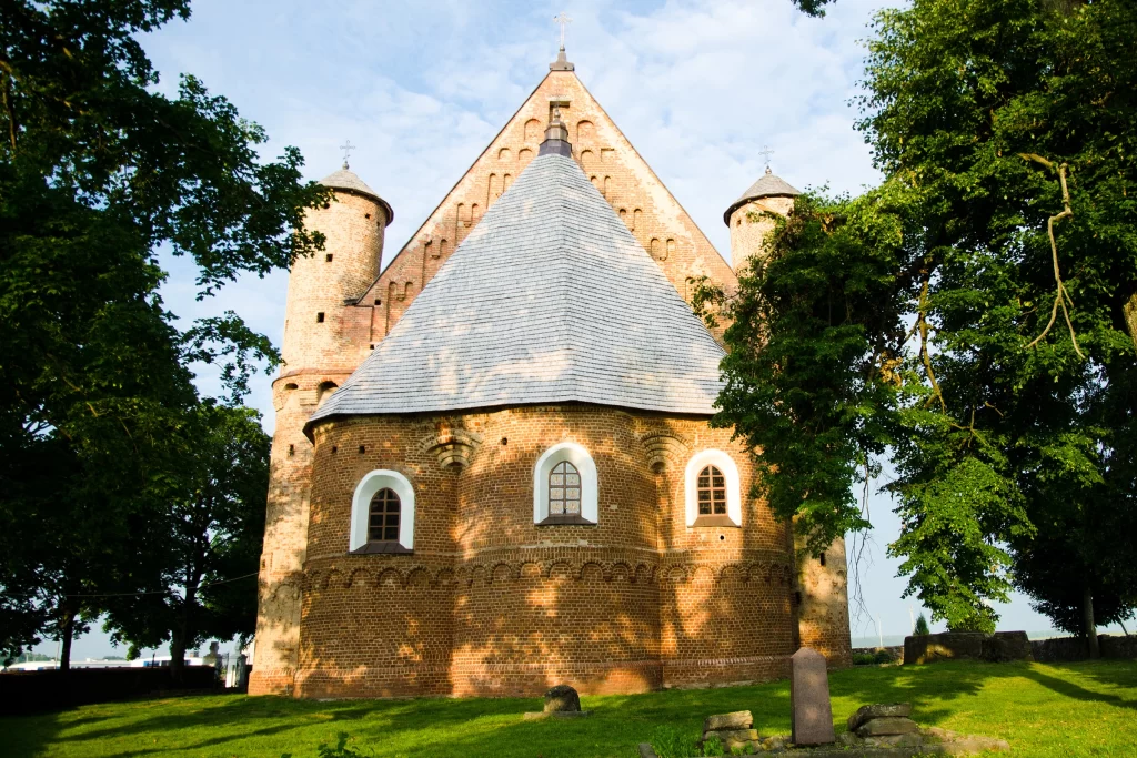 Церковь Святого Михаила Архангела, Сынковичи