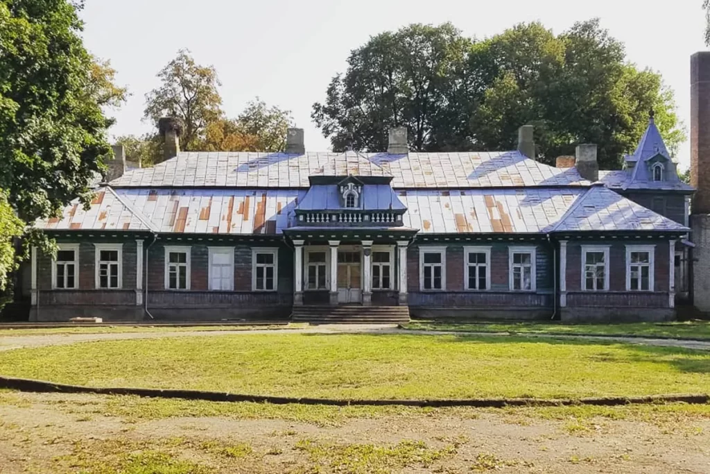 В Гродненской области продают усадьбу «Богуденки»