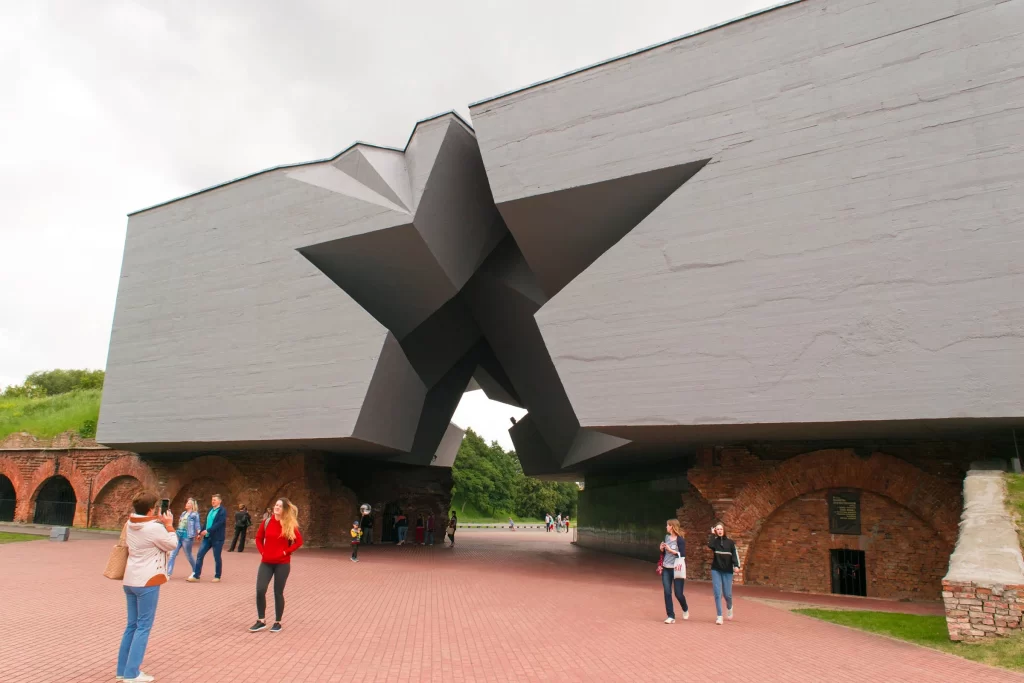 Главный вход "Звезда" в Брестскую крепость, Брест, Беларусь