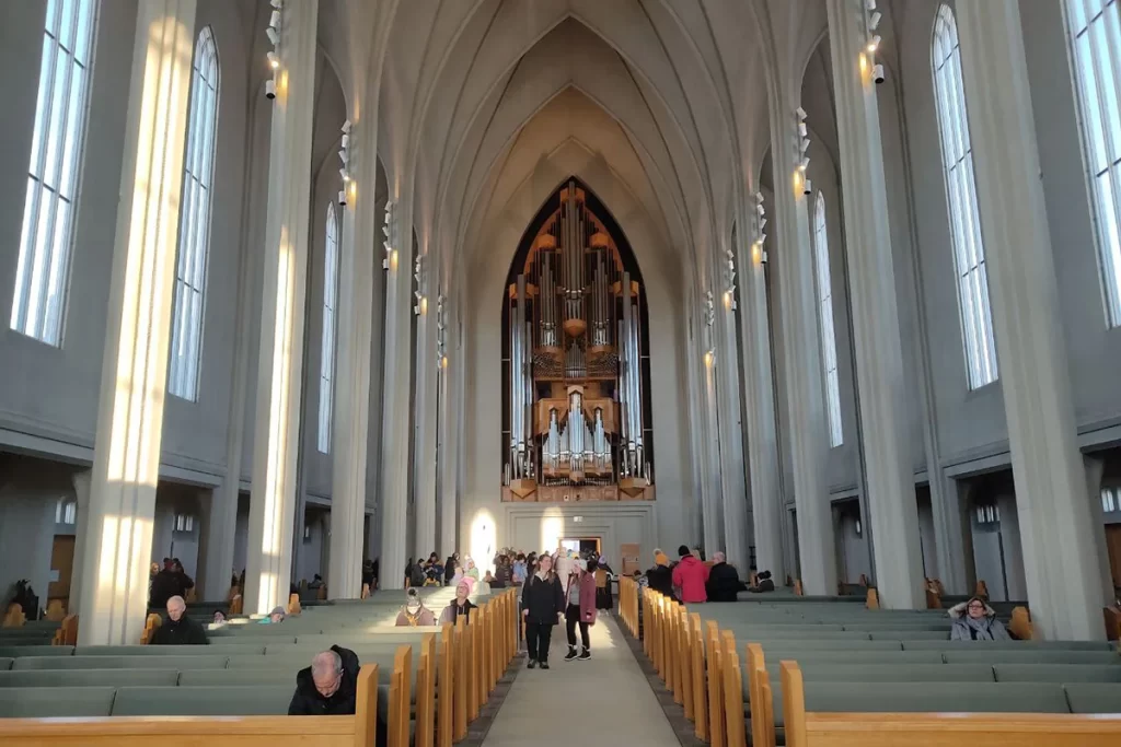 Лютеранская церковь Хадльгримскиркья, Рейкьявик, Исландия