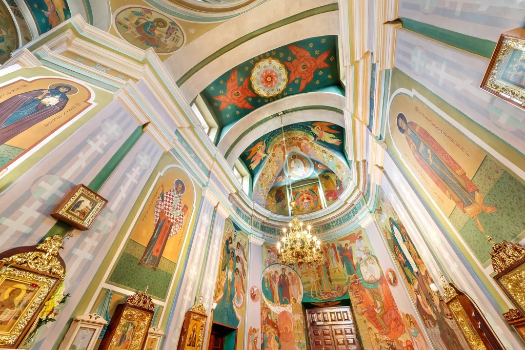 Интерьеры церкви Рождества Богородицы в Гродно, Беларусь