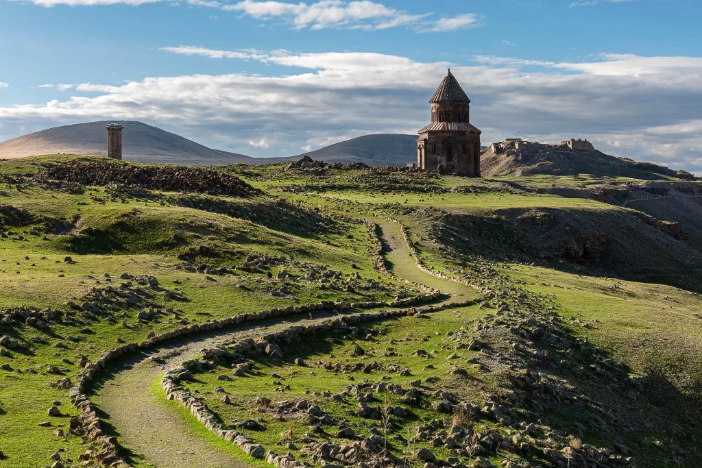 Историческая церковь и храм в Ани, Турция