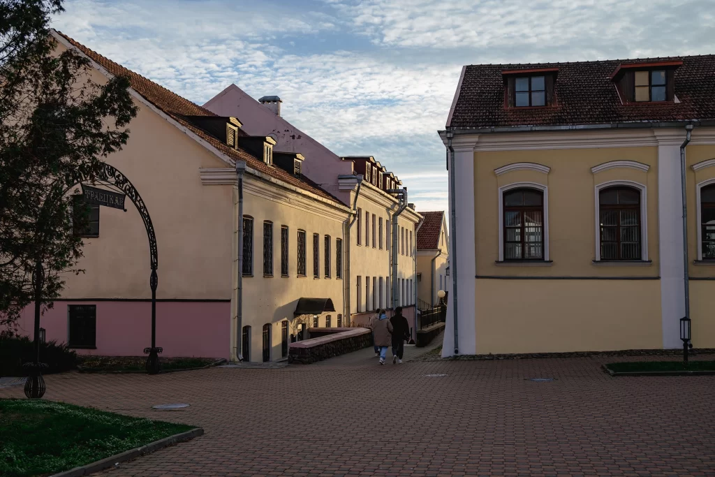 Дворик Троицкого предместья в Минске, Беларусь