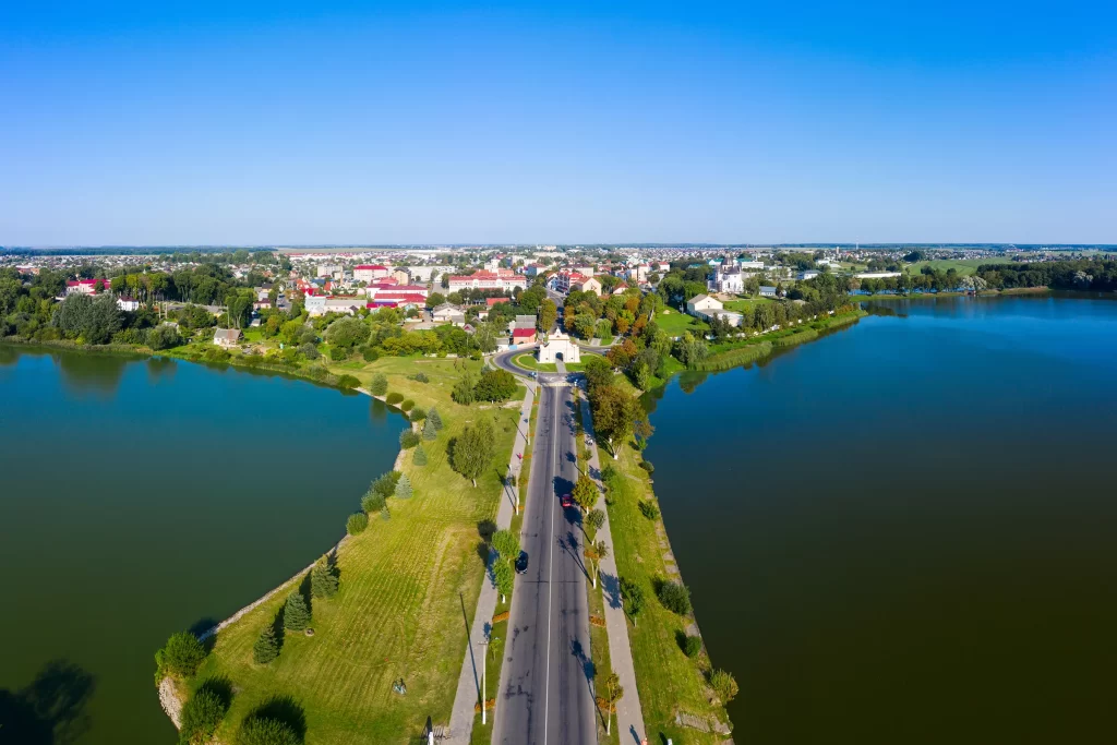 Вид с воздуха на Слуцкую браму, Несвиж, Беларусь