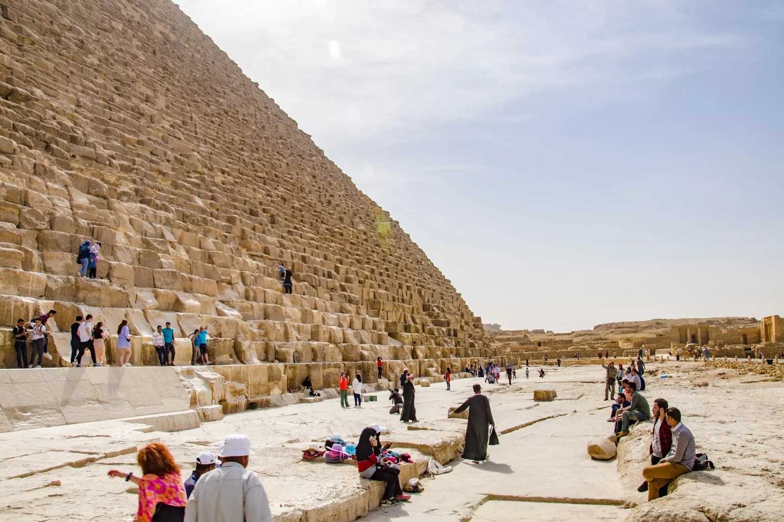Некоторые музеи Египта больше не продают билеты за наличные