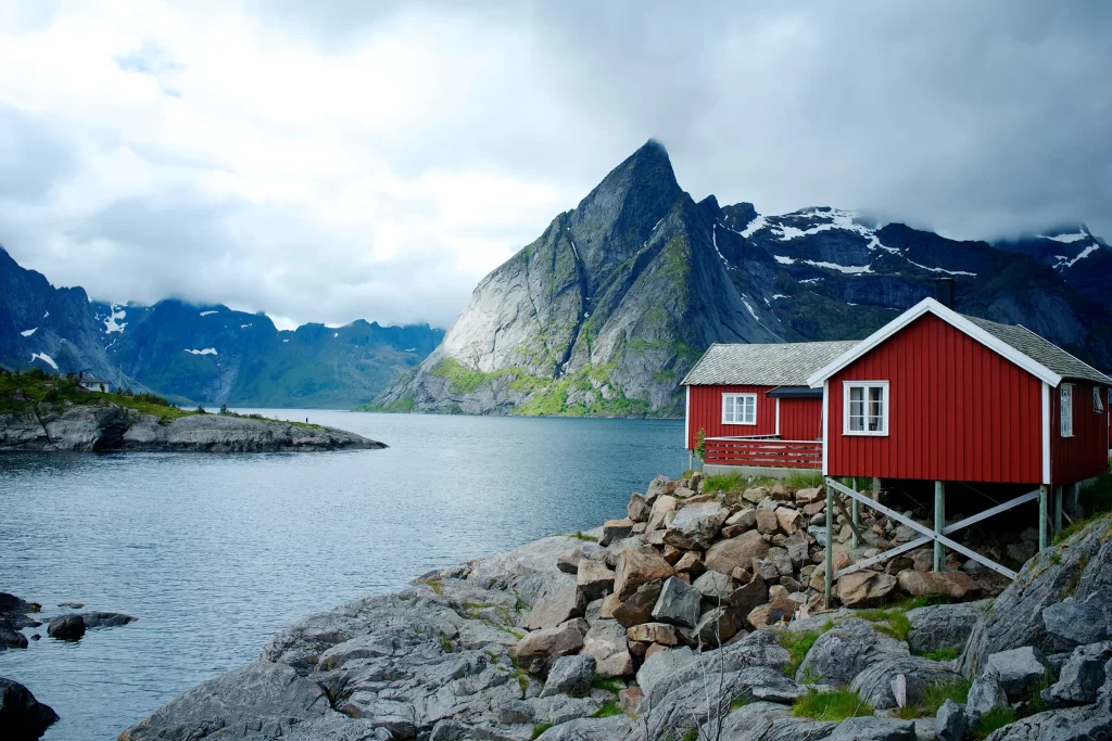 Красные домики на острове Хамней, Норвегия