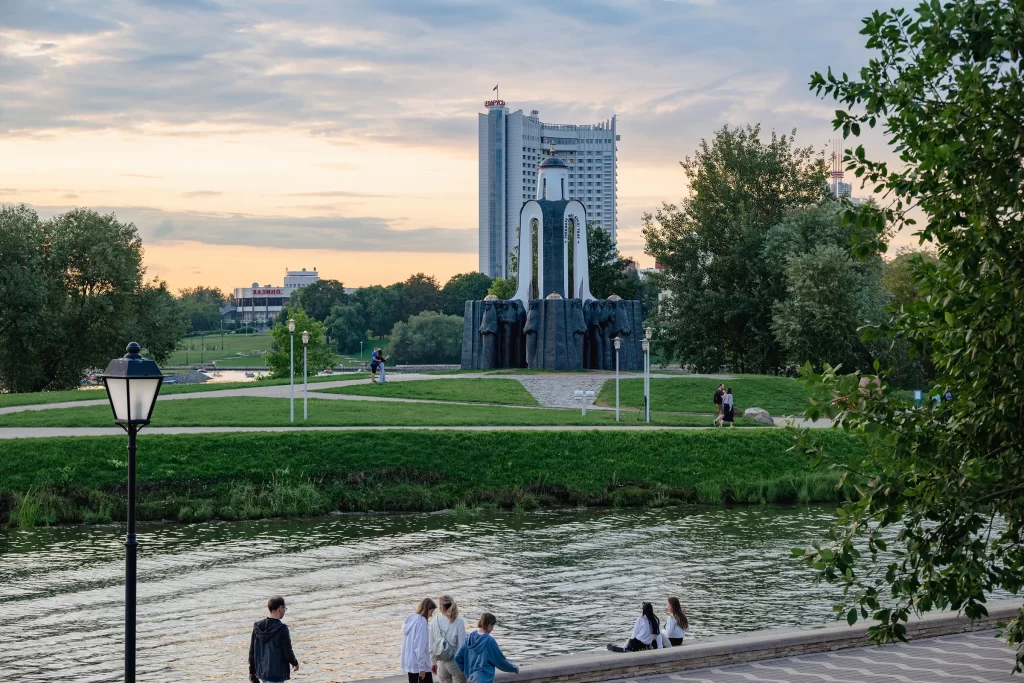 Остров слёз, Минск, Беларусь