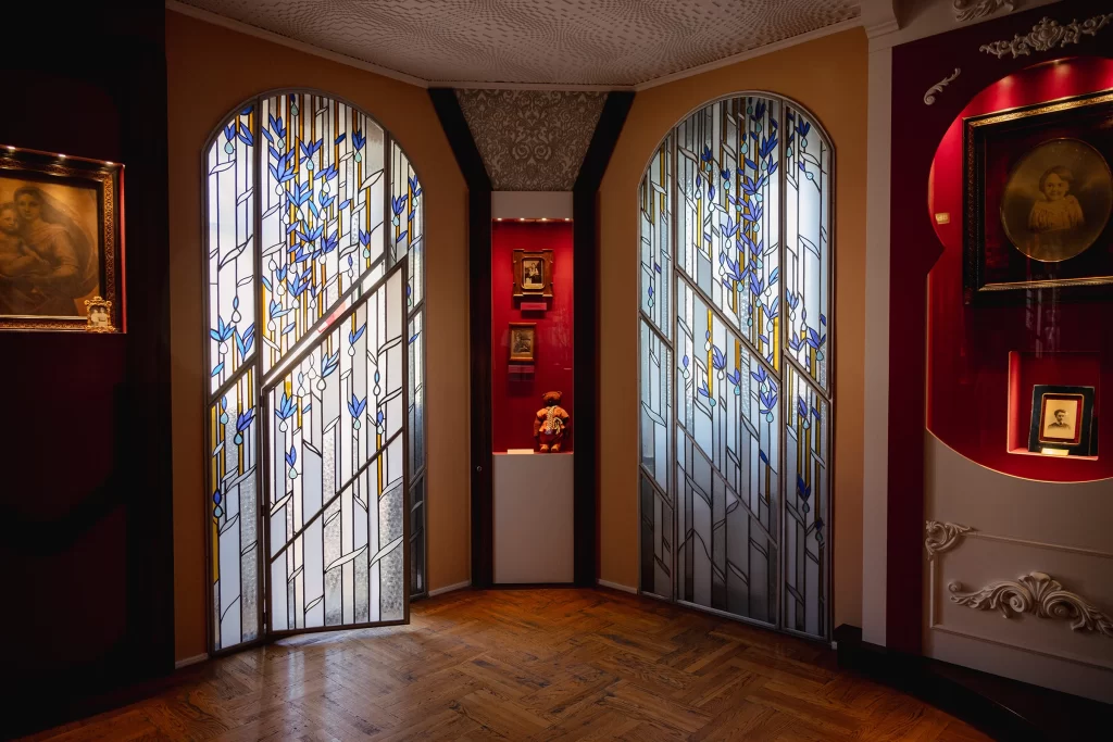 Внутри литературного музея Максима Богдановича, Минск, Беларусь