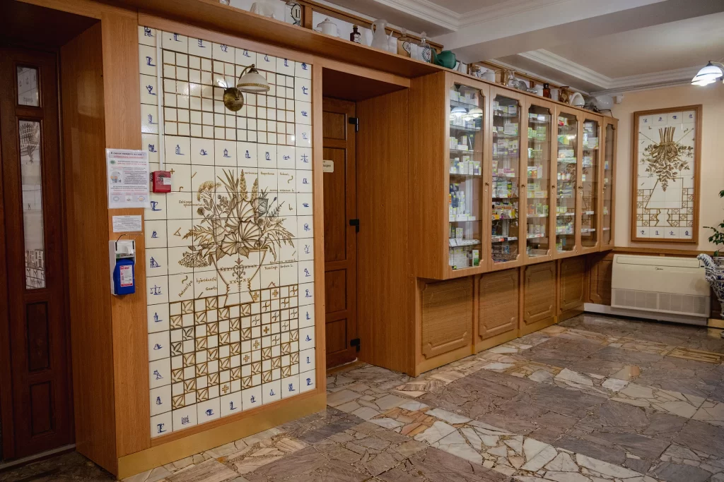 Аптека «Троицкая» в Троицком предместье, Минск, Беларусь