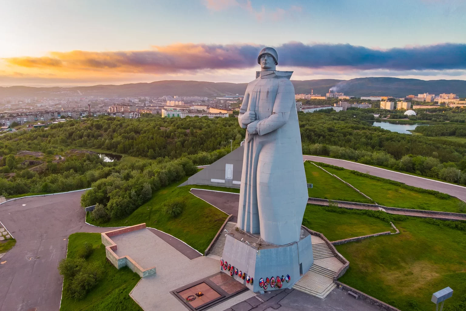 «Белавиа» продлила рейсы в Мурманск «Белавиа» продлила рейсы в Мурманск