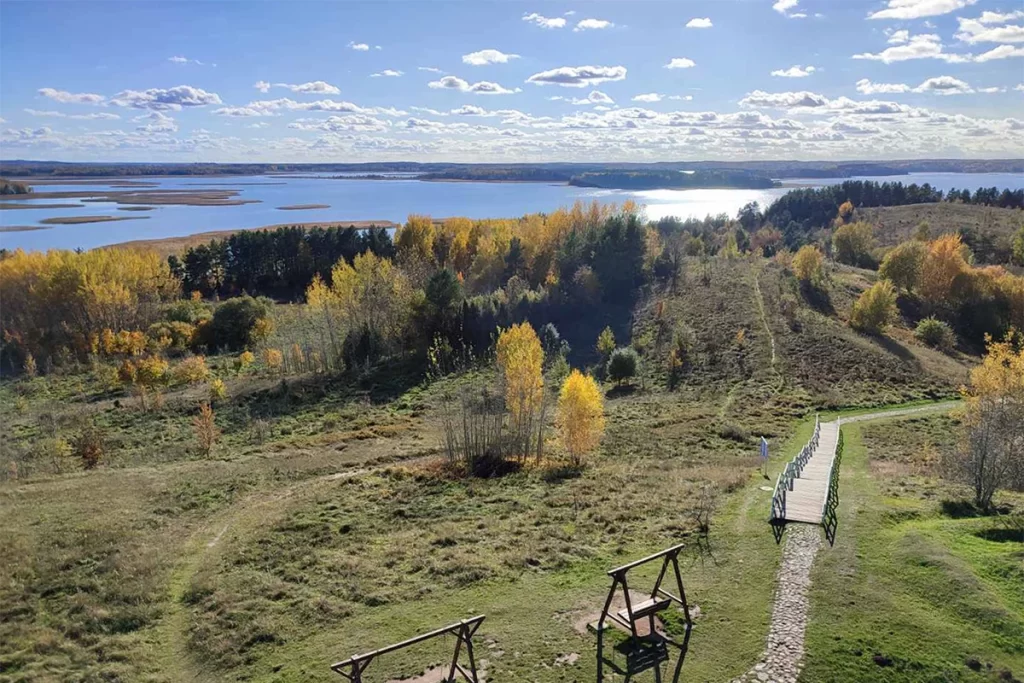 Вид на Браславские озера с горы Маяк, Беларусь