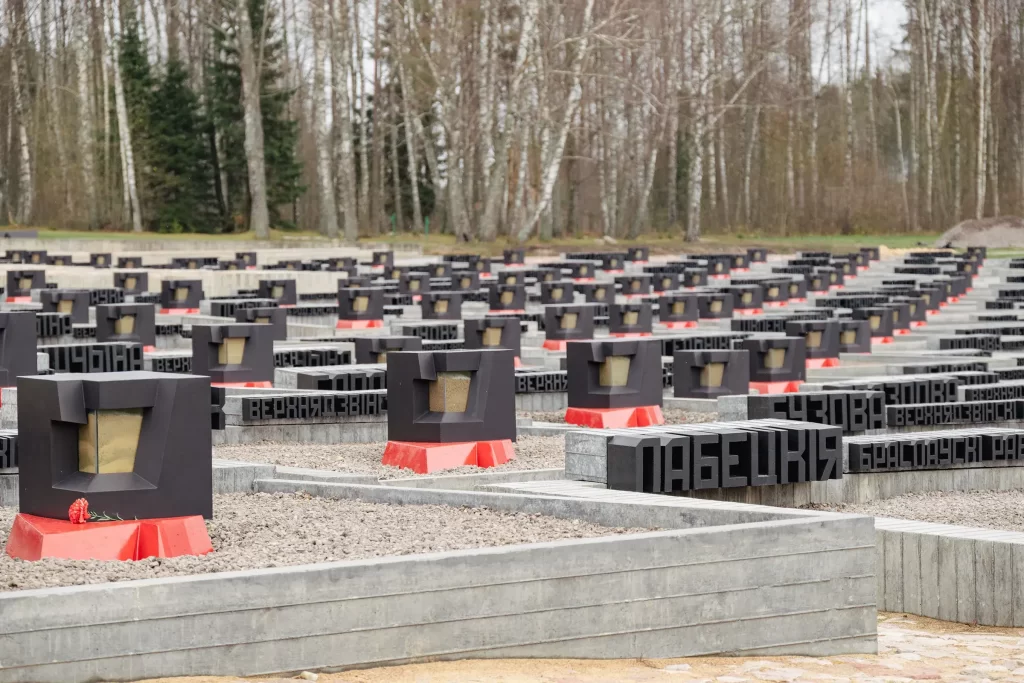 Кладбище деревень, Хатынь, Беларусь