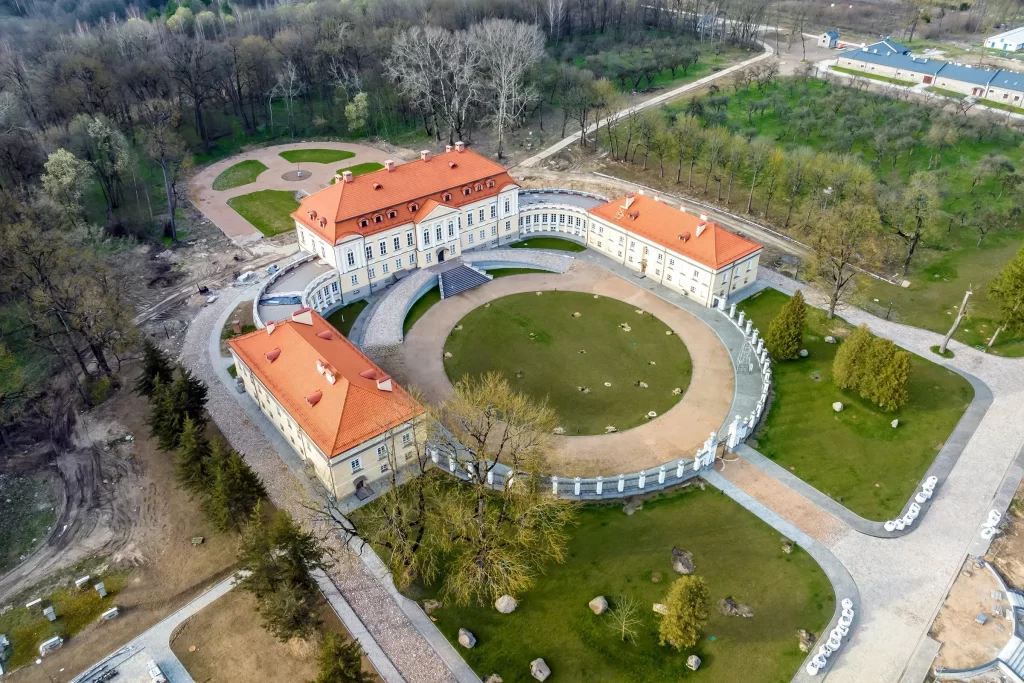 Дворец Воловичей в Святске, Беларусь