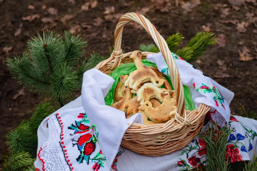 Печенье на обряде «Чырачка» в Тонеже, Гомельская область, Беларусь