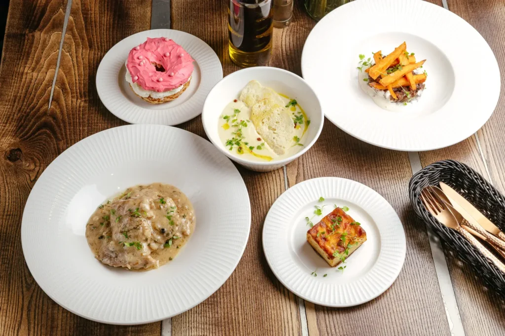 Сет ресторана "Animal Farm" на фестивале "Страны мира" 2024 в Минске