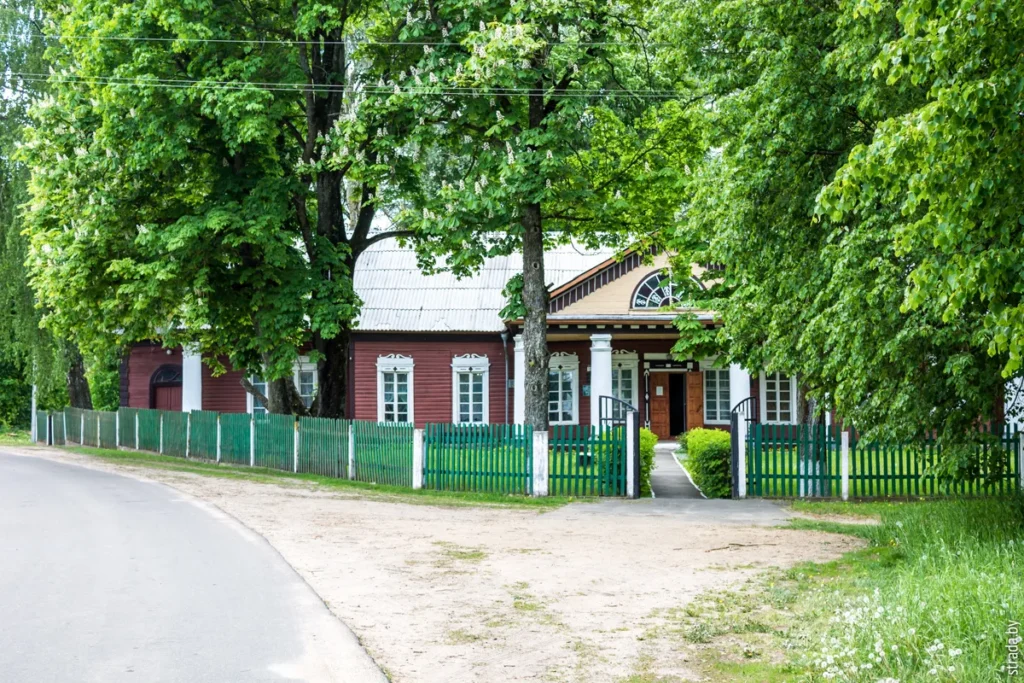 Усадьба Бонч-Осмоловских в Блони: что это и почему стоит посетить