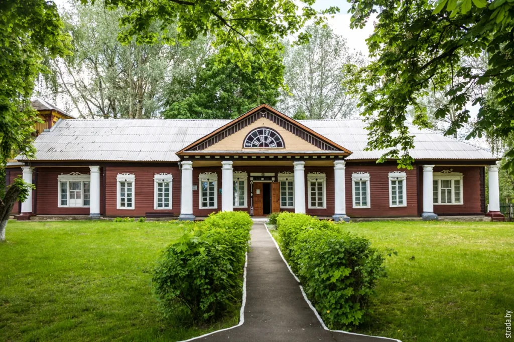 Усадьба Бонч-Осмоловских в Блони: что это и почему стоит посетить