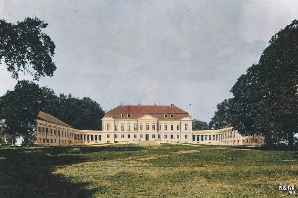 Дворцово-парковый комплекс в Святске: роскошное наследие рода Воловичей