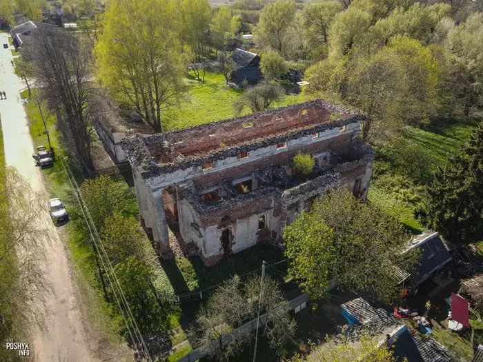 Заброшенный памятник классицизма: костел Святого Казимира в Рясно