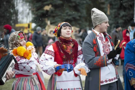 Знаменитый зимний фестиваль «Берестейские сани» в Бресте