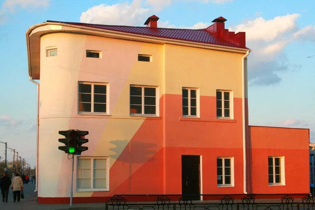 Руины монастыря, «Красные казармы» и не только: что посмотреть в Берёзе