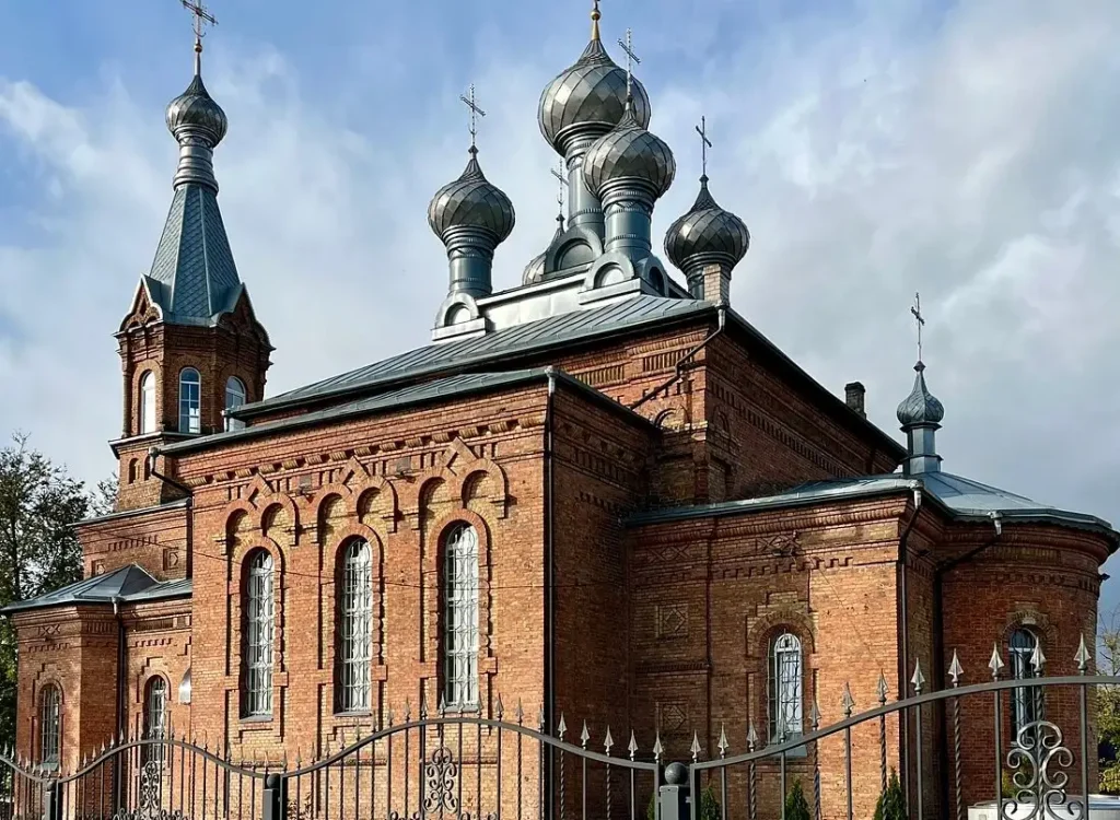 Едем в Лунинец: церковь Воздвижения Креста Господня