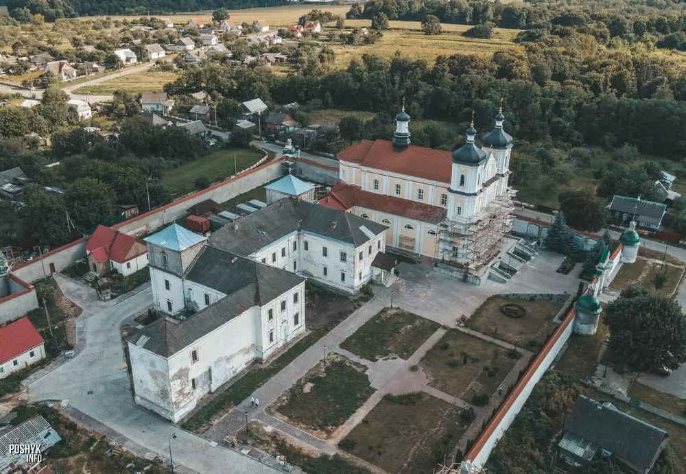 Юровичский монастырь: история и почему стоит посетить
